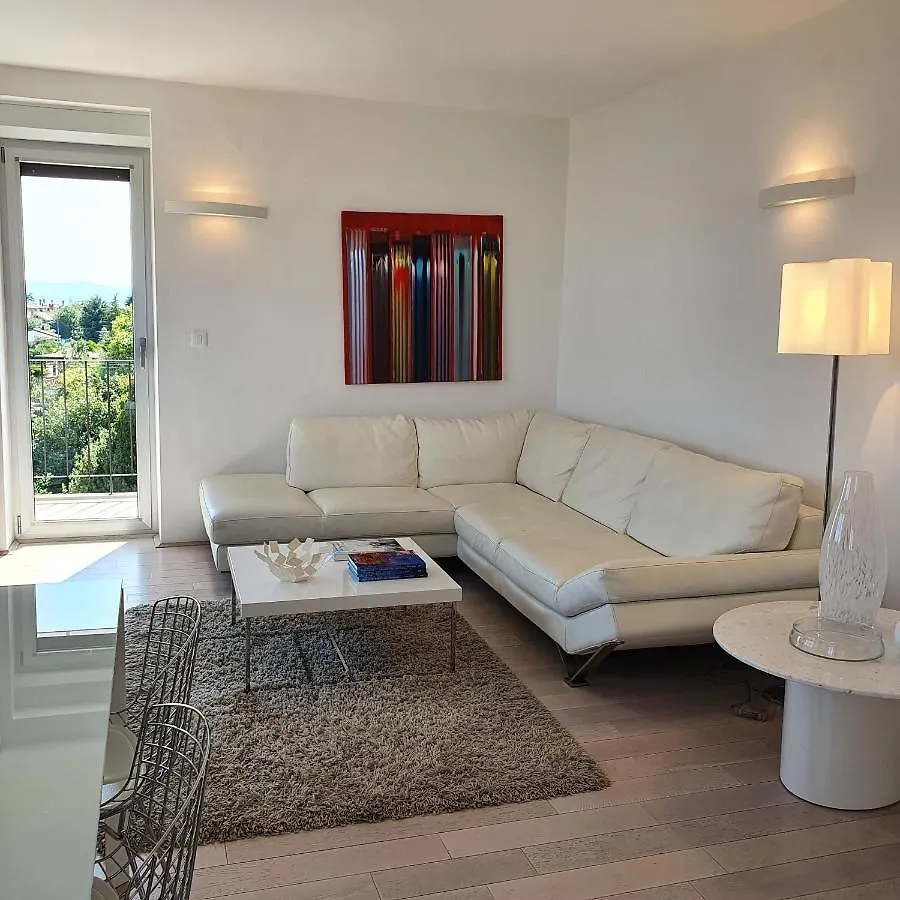 Riviera Days Apartment Lovran