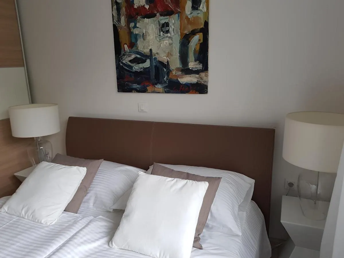 Riviera Days Apartment Lovran