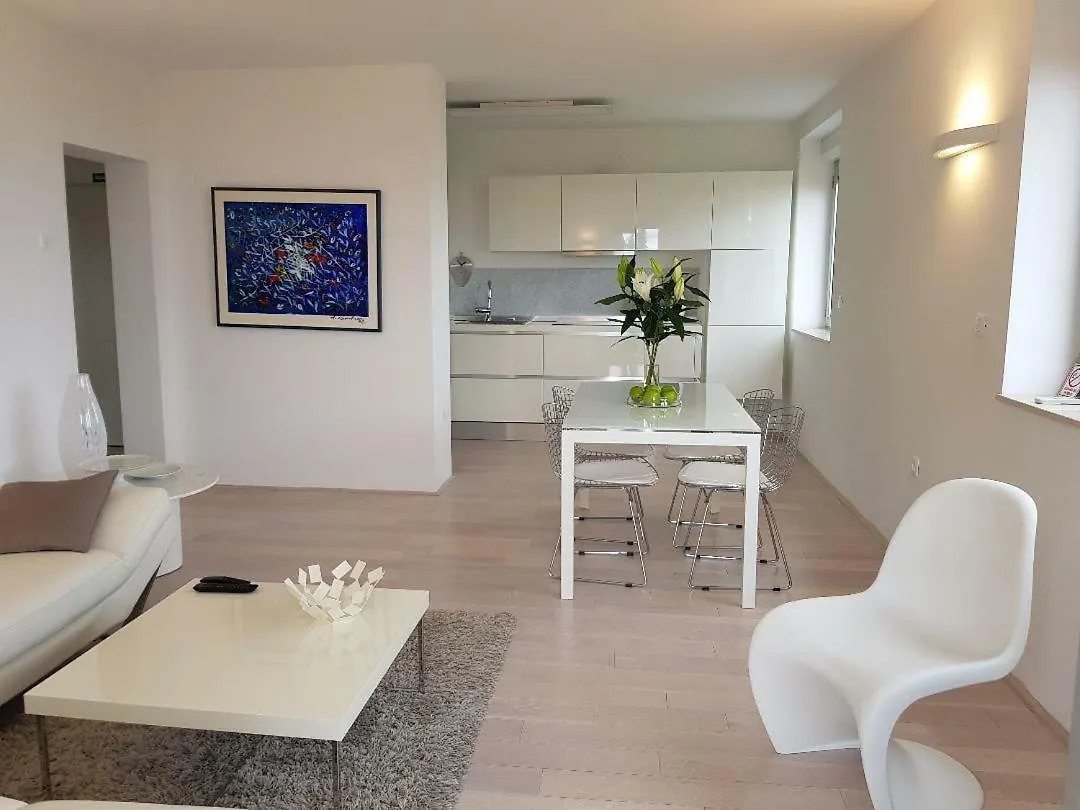 Riviera Days Apartment Lovran Croatia