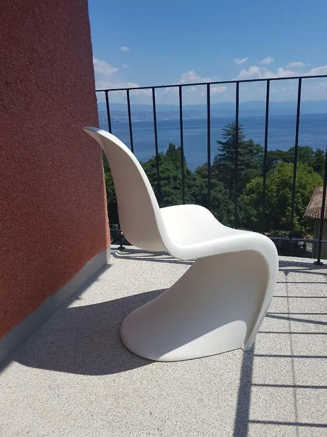 Riviera Days Apartment Lovran