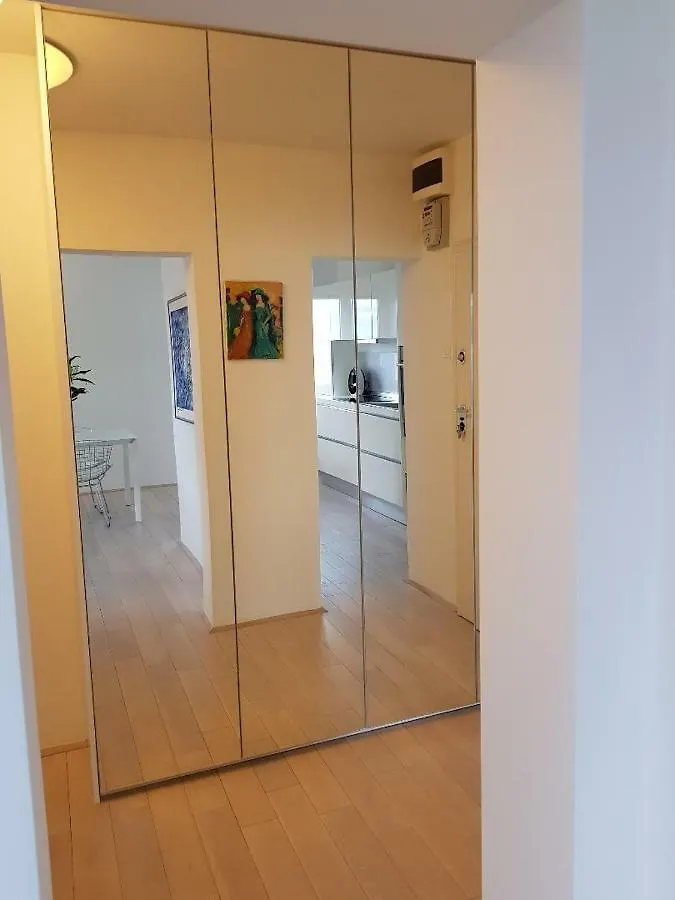 Riviera Days Apartment Lovran